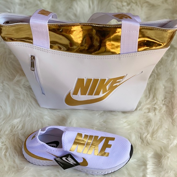 Nike Sets - Picture 5 of 7